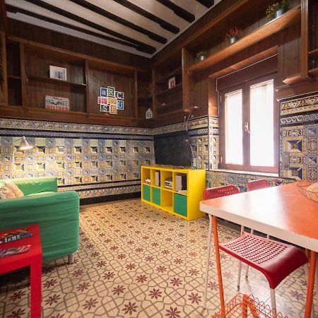 Arc House Sevilla Only Adults Экстерьер фото