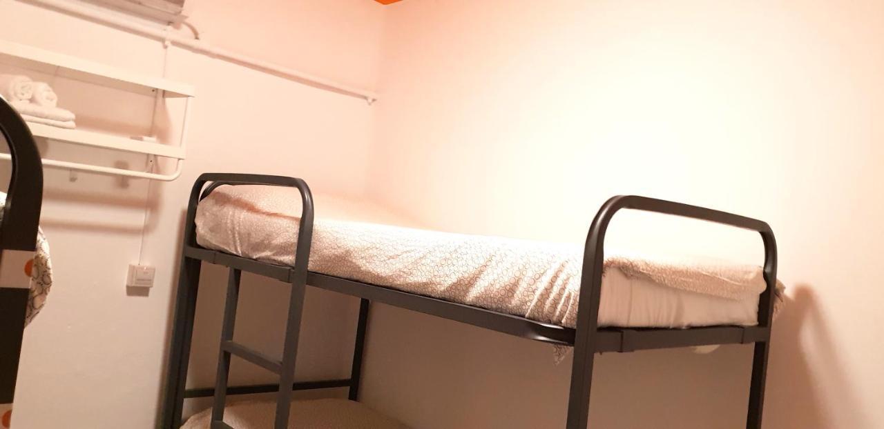 Arc House Sevilla Only Adults Экстерьер фото