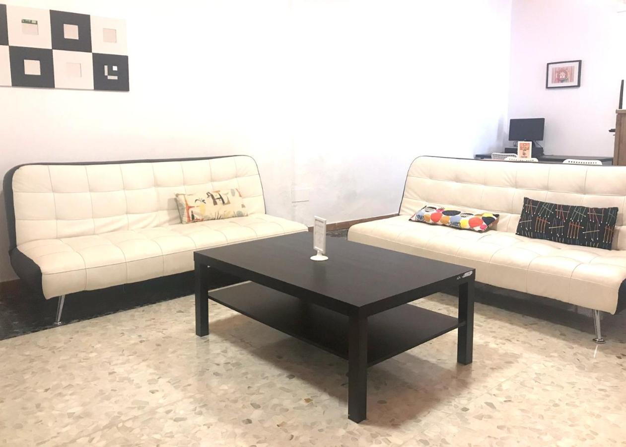 Arc House Sevilla Only Adults Экстерьер фото